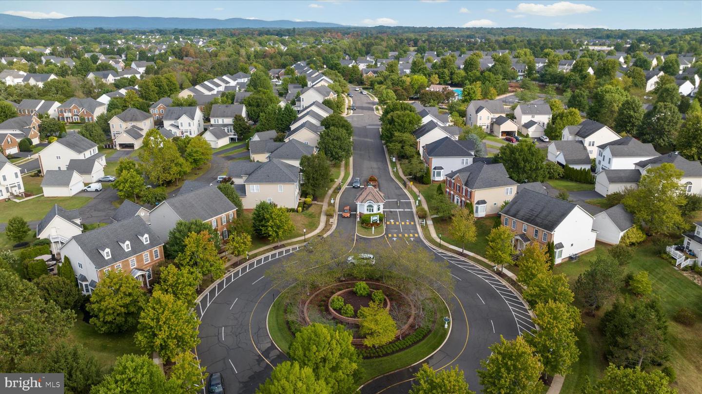 14227 SNICKERSVILLE DR, GAINESVILLE, Virginia 20155, 4 Bedrooms Bedrooms, ,3 BathroomsBathrooms,Residential,For sale,14227 SNICKERSVILLE DR,VAPW2109028 MLS # VAPW2109028