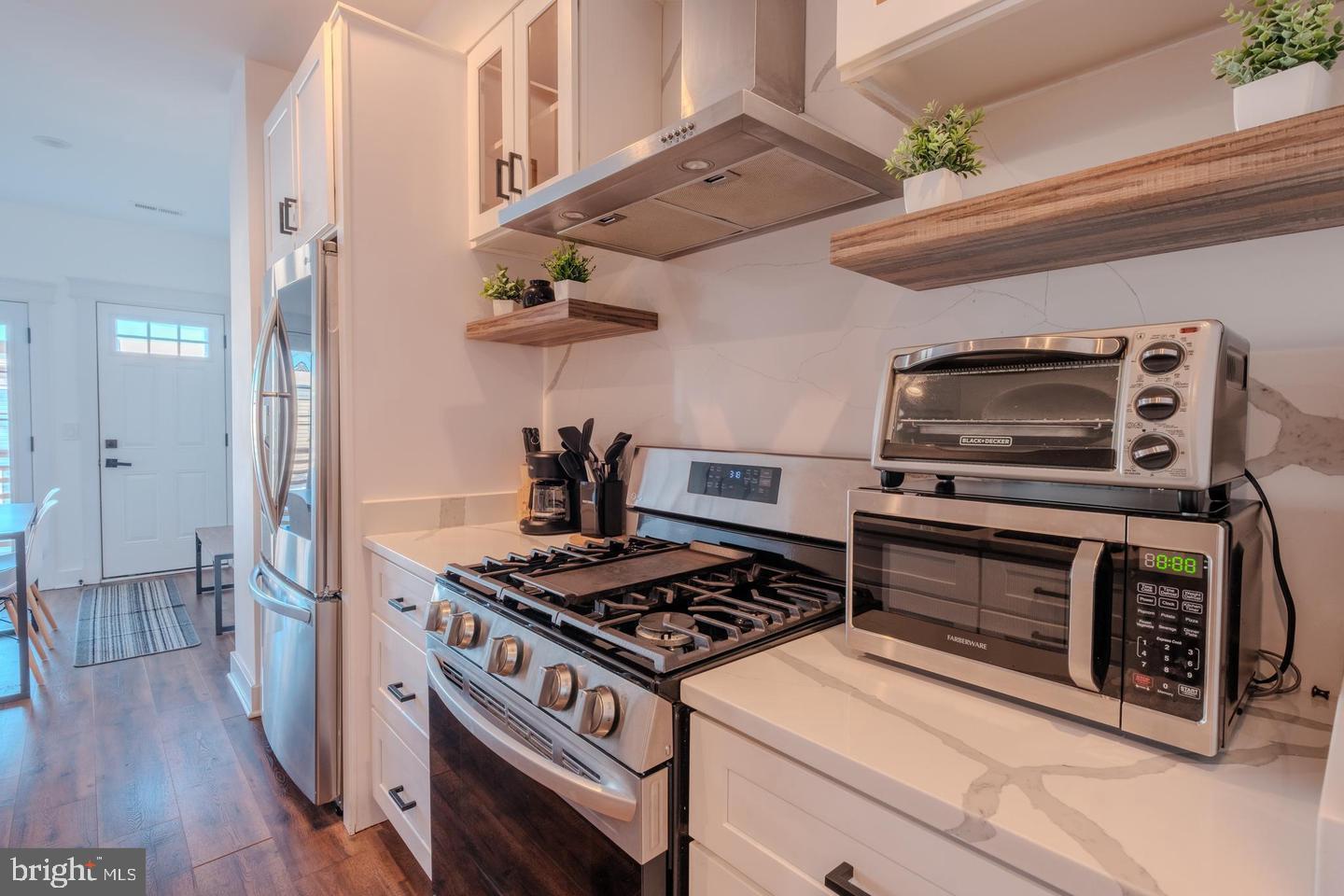 413 DELAFIELD PL NW, WASHINGTON, District Of Columbia 20011, 4 Bedrooms Bedrooms, ,3 BathroomsBathrooms,Residential,For sale,413 DELAFIELD PL NW,DCDC2234926 MLS # DCDC2234926