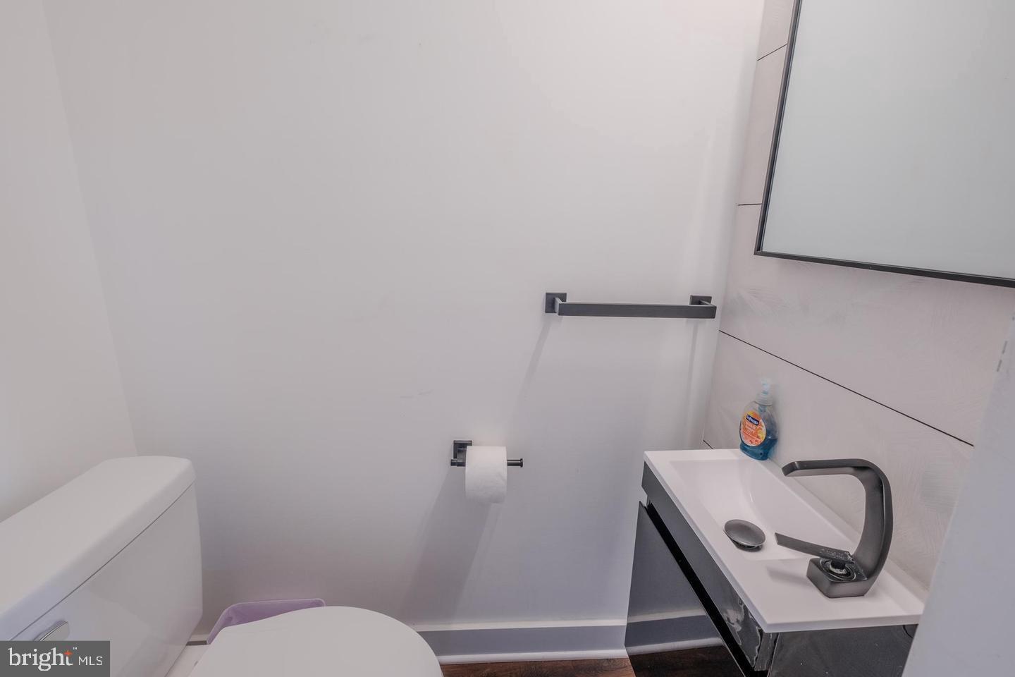 413 DELAFIELD PL NW, WASHINGTON, District Of Columbia 20011, 4 Bedrooms Bedrooms, ,3 BathroomsBathrooms,Residential,For sale,413 DELAFIELD PL NW,DCDC2234926 MLS # DCDC2234926