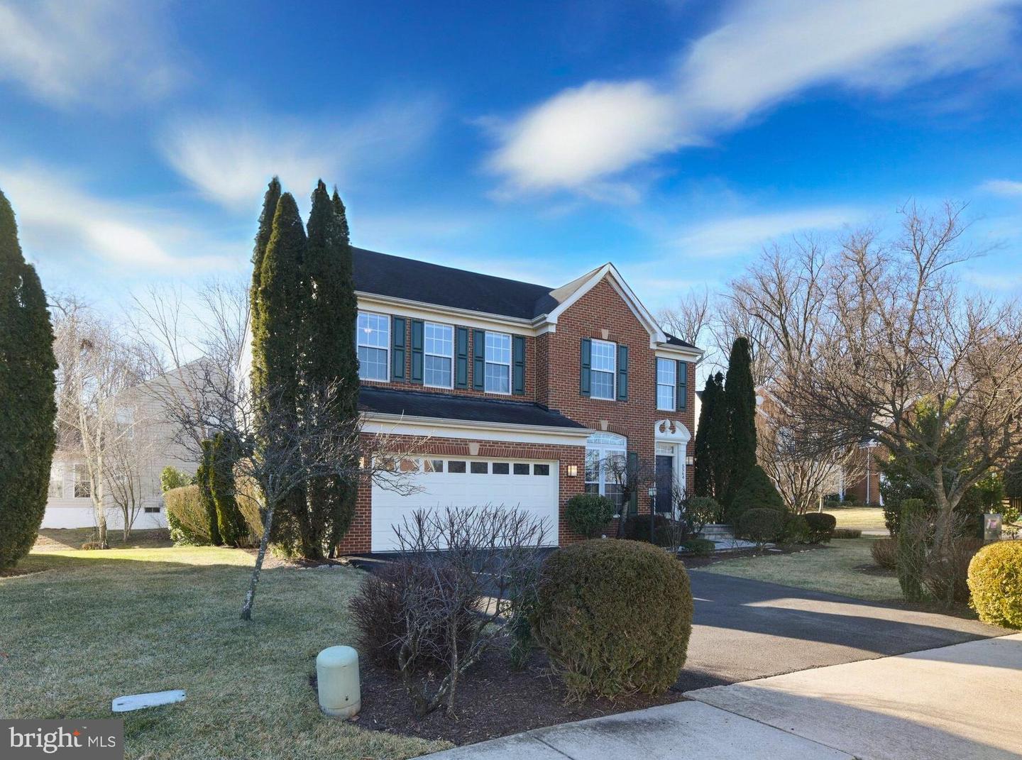 5564 LA VISTA DR, ALEXANDRIA, Virginia 22310, 4 Bedrooms Bedrooms, ,3 BathroomsBathrooms,Residential,For sale,5564 LA VISTA DR,VAFX2282504 MLS # VAFX2282504