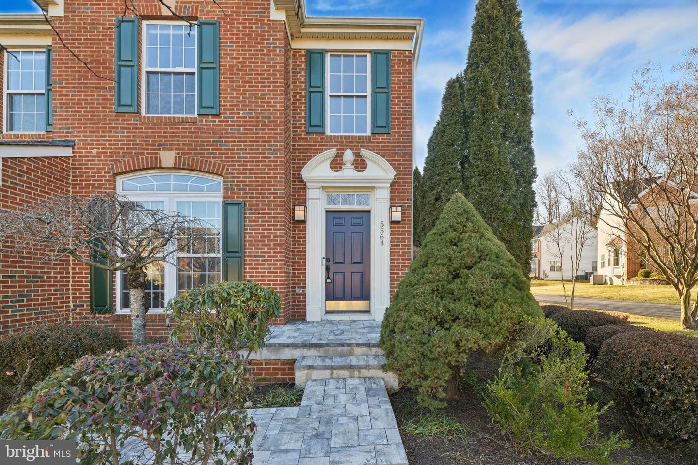 5564 LA VISTA DR, ALEXANDRIA, Virginia 22310, 4 Bedrooms Bedrooms, ,3 BathroomsBathrooms,Residential,For sale,5564 LA VISTA DR,VAFX2282504 MLS # VAFX2282504