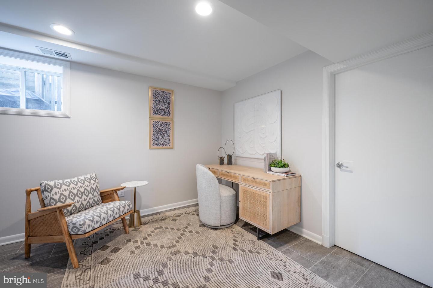 3400 BROAD BRANCH TER NW, WASHINGTON, District Of Columbia 20008, 3 Bedrooms Bedrooms, ,3 BathroomsBathrooms,Residential,For sale,3400 BROAD BRANCH TER NW,DCDC2235008 MLS # DCDC2235008