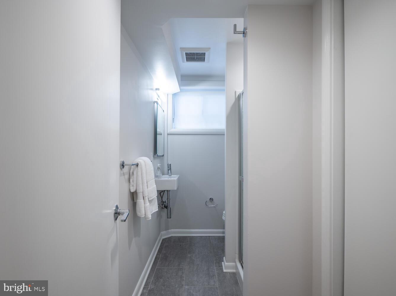 3400 BROAD BRANCH TER NW, WASHINGTON, District Of Columbia 20008, 3 Bedrooms Bedrooms, ,3 BathroomsBathrooms,Residential,For sale,3400 BROAD BRANCH TER NW,DCDC2235008 MLS # DCDC2235008