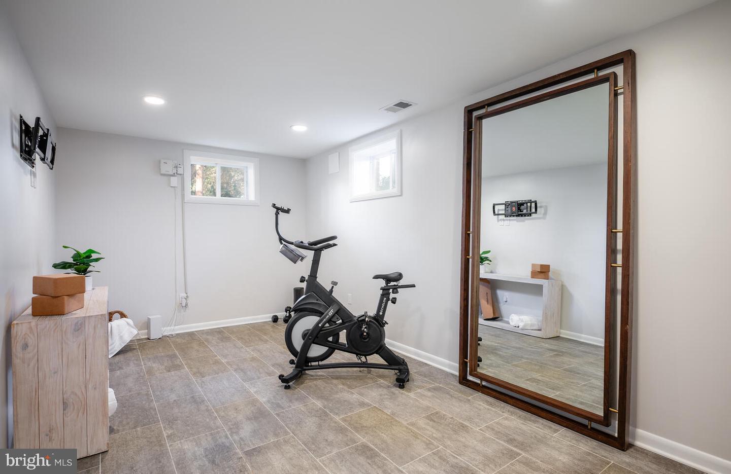 3400 BROAD BRANCH TER NW, WASHINGTON, District Of Columbia 20008, 3 Bedrooms Bedrooms, ,3 BathroomsBathrooms,Residential,For sale,3400 BROAD BRANCH TER NW,DCDC2235008 MLS # DCDC2235008