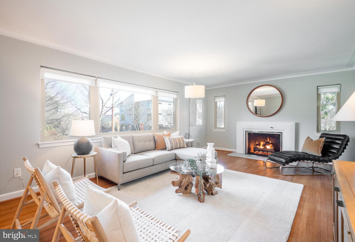 3400 BROAD BRANCH TER NW, WASHINGTON, District Of Columbia 20008, 3 Bedrooms Bedrooms, ,3 BathroomsBathrooms,Residential,For sale,3400 BROAD BRANCH TER NW,DCDC2235008 MLS # DCDC2235008