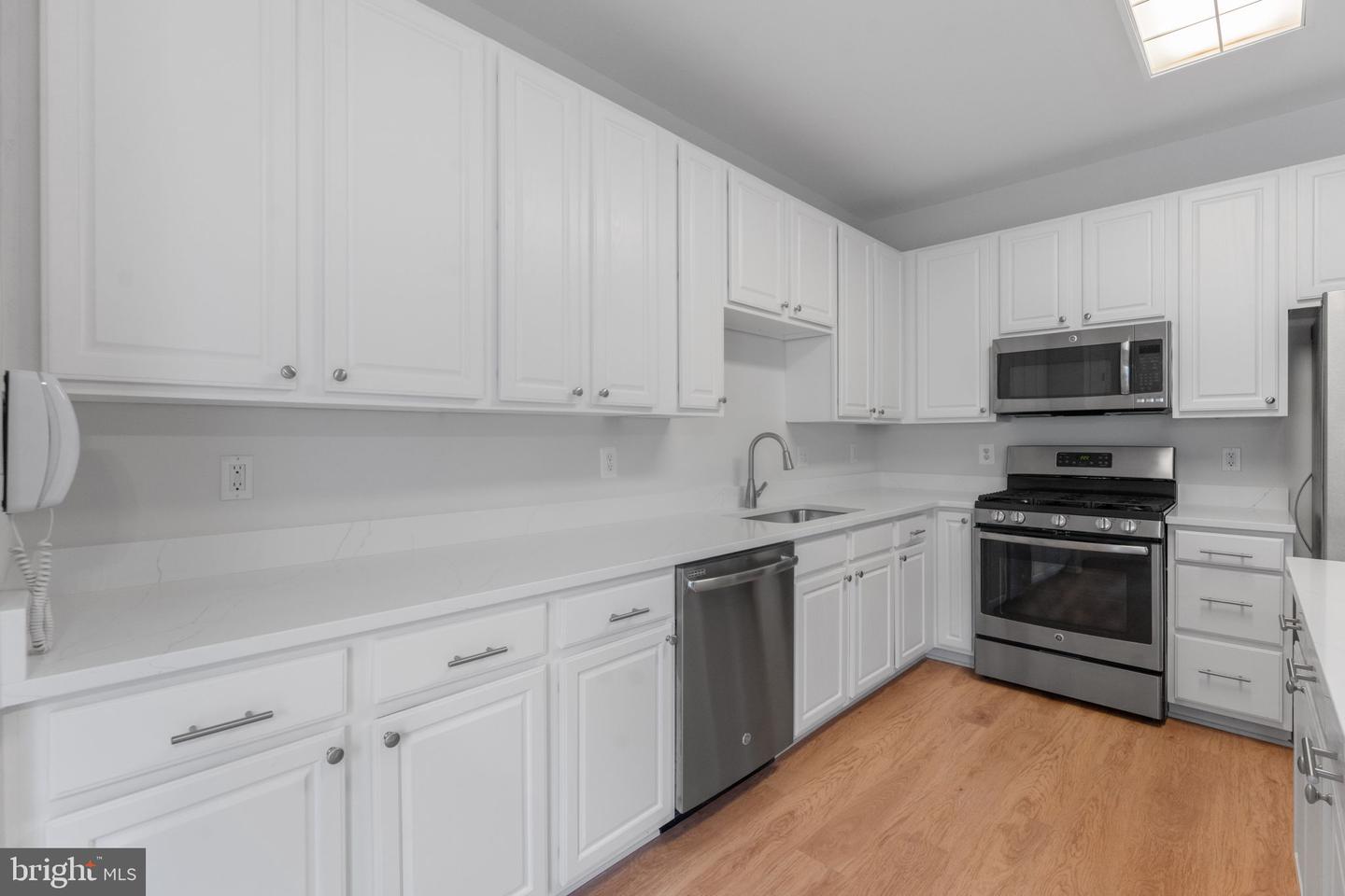 20831 MIRANDA FALLS SQ, STERLING, Virginia 20165, 3 Bedrooms Bedrooms, ,3 BathroomsBathrooms,Residential,For sale,20831 MIRANDA FALLS SQ,VALO2112380 MLS # VALO2112380 20831 MIRANDA FALLS SQ, STERLING, Virginia 20165, 3 Bedrooms Bedrooms, ,3 BathroomsBathrooms,Residential,For sale,20831 MIRANDA FALLS SQ,VALO2112380 MLS # VALO2112380