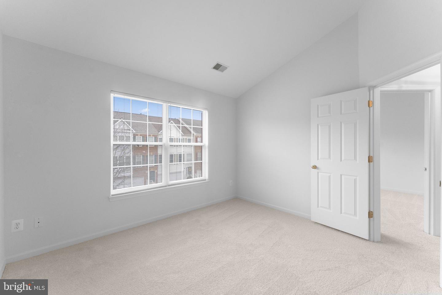 20831 MIRANDA FALLS SQ, STERLING, Virginia 20165, 3 Bedrooms Bedrooms, ,3 BathroomsBathrooms,Residential,For sale,20831 MIRANDA FALLS SQ,VALO2112380 MLS # VALO2112380 20831 MIRANDA FALLS SQ, STERLING, Virginia 20165, 3 Bedrooms Bedrooms, ,3 BathroomsBathrooms,Residential,For sale,20831 MIRANDA FALLS SQ,VALO2112380 MLS # VALO2112380