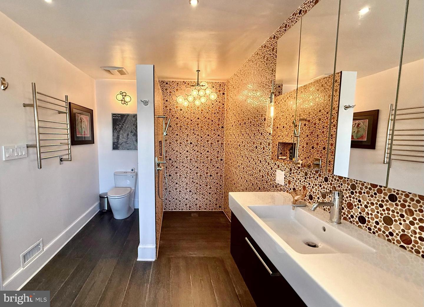 128 REES PL, FALLS CHURCH, Virginia 22046, 4 Bedrooms Bedrooms, ,3 BathroomsBathrooms,Residential,For sale,128 REES PL,VAFA2003496 MLS # VAFA2003496 128 REES PL, FALLS CHURCH, Virginia 22046, 4 Bedrooms Bedrooms, ,3 BathroomsBathrooms,Residential,For sale,128 REES PL,VAFA2003496 MLS # VAFA2003496