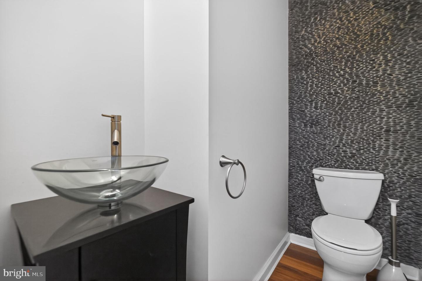 128 REES PL, FALLS CHURCH, Virginia 22046, 4 Bedrooms Bedrooms, ,3 BathroomsBathrooms,Residential,For sale,128 REES PL,VAFA2003496 MLS # VAFA2003496 128 REES PL, FALLS CHURCH, Virginia 22046, 4 Bedrooms Bedrooms, ,3 BathroomsBathrooms,Residential,For sale,128 REES PL,VAFA2003496 MLS # VAFA2003496