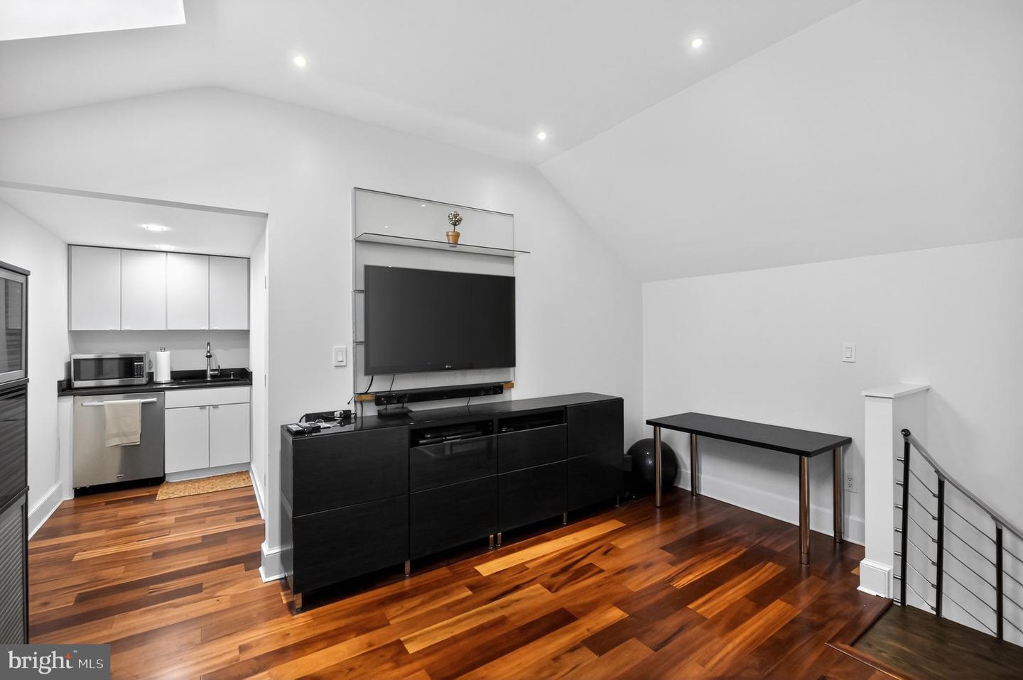 128 REES PL, FALLS CHURCH, Virginia 22046, 4 Bedrooms Bedrooms, ,3 BathroomsBathrooms,Residential,For sale,128 REES PL,VAFA2003496 MLS # VAFA2003496 128 REES PL, FALLS CHURCH, Virginia 22046, 4 Bedrooms Bedrooms, ,3 BathroomsBathrooms,Residential,For sale,128 REES PL,VAFA2003496 MLS # VAFA2003496