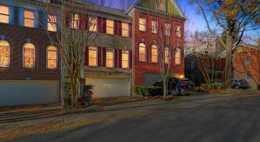 128 REES PL, FALLS CHURCH, Virginia 22046, 4 Bedrooms Bedrooms, ,3 BathroomsBathrooms,Residential,For sale,128 REES PL,VAFA2003496 MLS # VAFA2003496