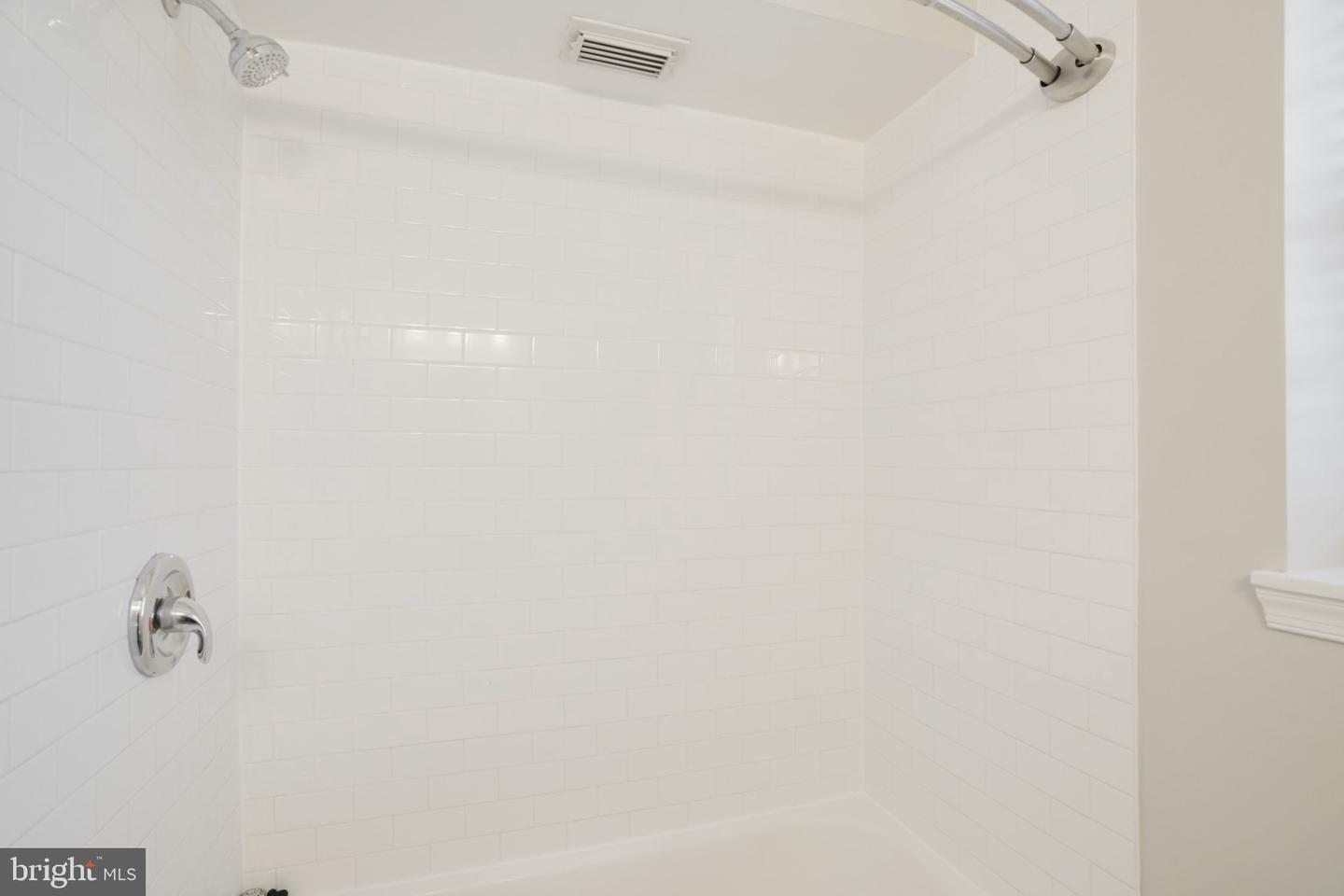 4724 29TH ST S #B2, ARLINGTON, Virginia 22206, 1 Bedroom Bedrooms, ,1 BathroomBathrooms,Residential,For sale,4724 29TH ST S #B2,VAAR2066952 MLS # VAAR2066952 4724 29TH ST S #B2, ARLINGTON, Virginia 22206, 1 Bedroom Bedrooms, ,1 BathroomBathrooms,Residential,For sale,4724 29TH ST S #B2,VAAR2066952 MLS # VAAR2066952