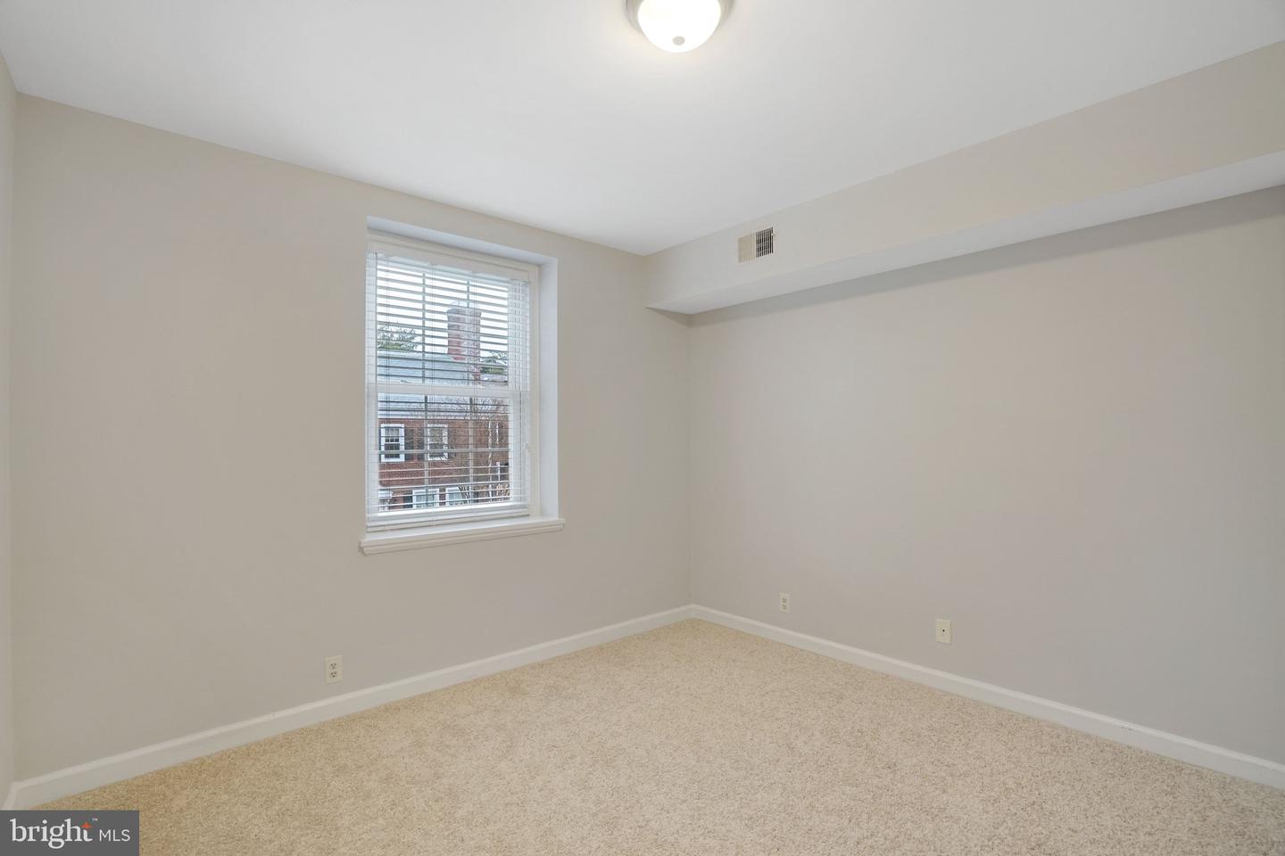 4724 29TH ST S #B2, ARLINGTON, Virginia 22206, 1 Bedroom Bedrooms, ,1 BathroomBathrooms,Residential,For sale,4724 29TH ST S #B2,VAAR2066952 MLS # VAAR2066952 4724 29TH ST S #B2, ARLINGTON, Virginia 22206, 1 Bedroom Bedrooms, ,1 BathroomBathrooms,Residential,For sale,4724 29TH ST S #B2,VAAR2066952 MLS # VAAR2066952