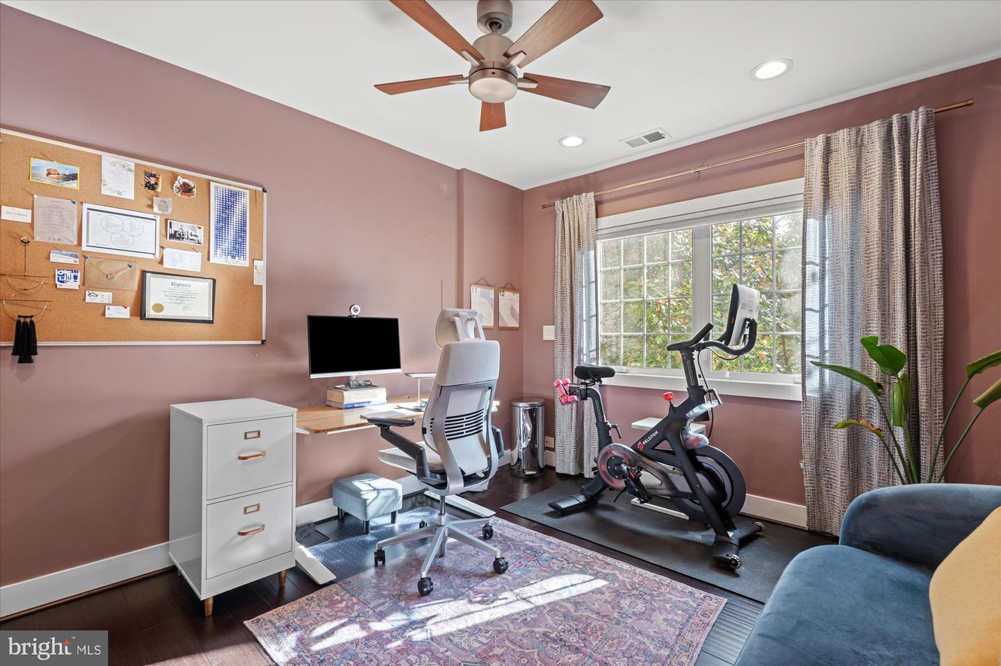 1028 VALLEY DR, ALEXANDRIA, Virginia 22302, 3 Bedrooms Bedrooms, ,1 BathroomBathrooms,Residential,For sale,1028 VALLEY DR,VAAX2052542 MLS # VAAX2052542