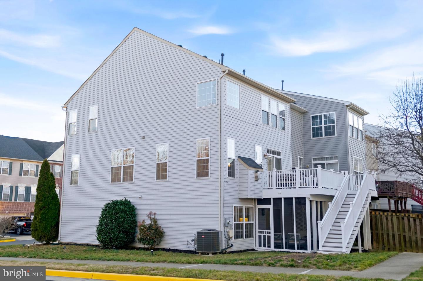 2234 HENRY WATTS LOOP, WOODBRIDGE, Virginia 22191, 4 Bedrooms Bedrooms, ,3 BathroomsBathrooms,Residential,For sale,2234 HENRY WATTS LOOP,VAPW2109414 MLS # VAPW2109414