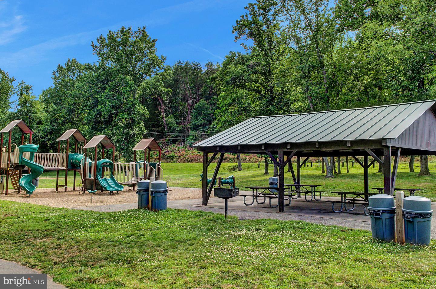 2234 HENRY WATTS LOOP, WOODBRIDGE, Virginia 22191, 4 Bedrooms Bedrooms, ,3 BathroomsBathrooms,Residential,For sale,2234 HENRY WATTS LOOP,VAPW2109414 MLS # VAPW2109414