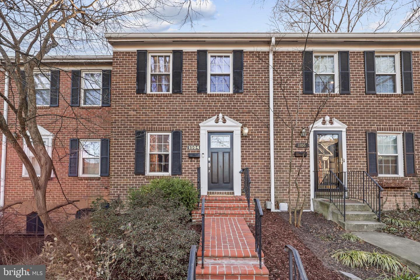 1104 WILKES ST, ALEXANDRIA, Virginia 22314, 3 Bedrooms Bedrooms, ,2 BathroomsBathrooms,Residential,For sale,1104 WILKES ST,VAAX2052598 MLS # VAAX2052598