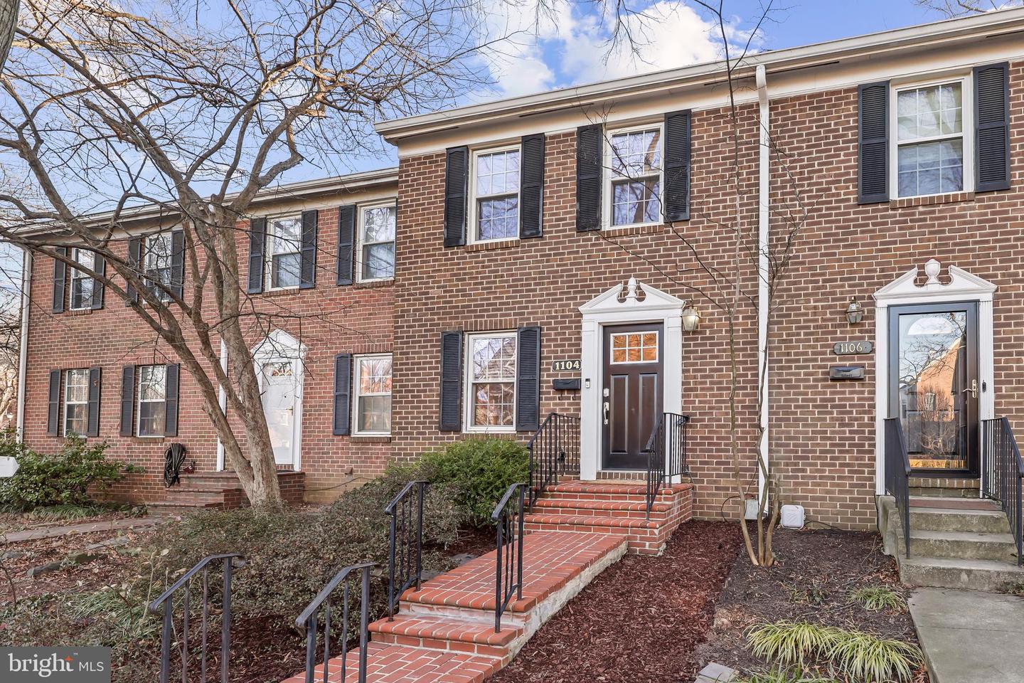 1104 WILKES ST, ALEXANDRIA, Virginia 22314, 3 Bedrooms Bedrooms, ,2 BathroomsBathrooms,Residential,For sale,1104 WILKES ST,VAAX2052598 MLS # VAAX2052598