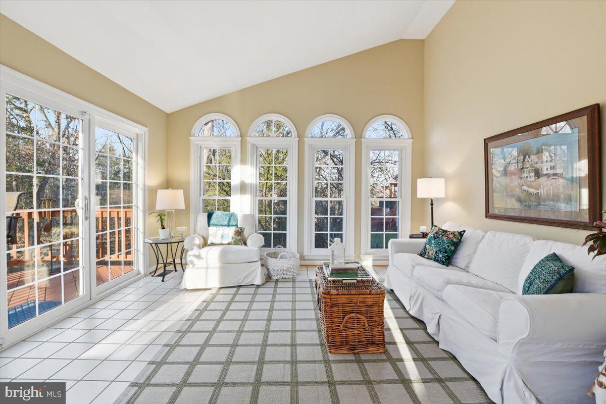 15456 WATERS CREEK DR, CENTREVILLE, Virginia 20120, 4 Bedrooms Bedrooms, ,4 BathroomsBathrooms,Residential,For sale,15456 WATERS CREEK DR,VAFX2283192 MLS # VAFX2283192