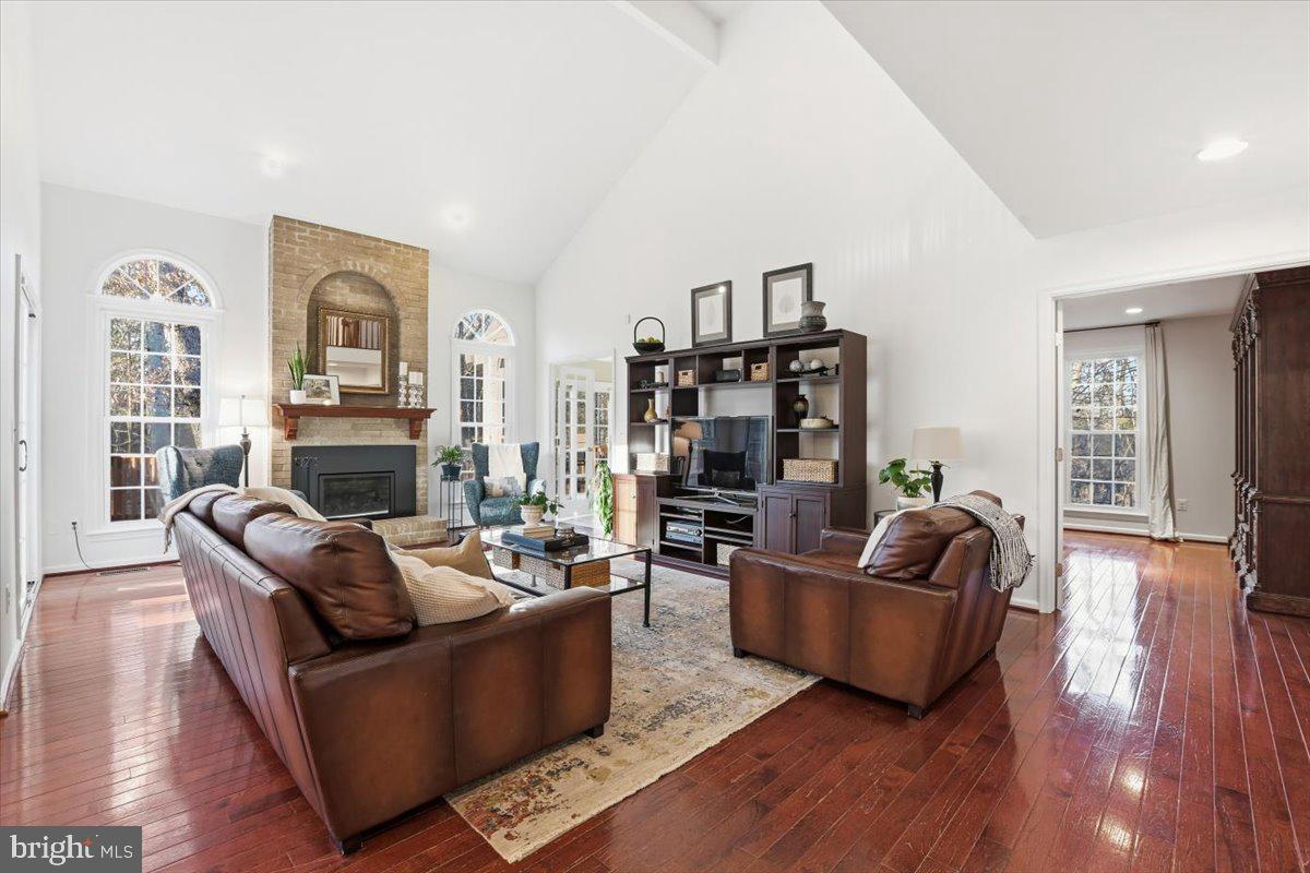 15456 WATERS CREEK DR, CENTREVILLE, Virginia 20120, 4 Bedrooms Bedrooms, ,4 BathroomsBathrooms,Residential,For sale,15456 WATERS CREEK DR,VAFX2283192 MLS # VAFX2283192