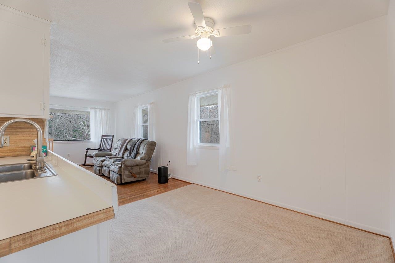 11918 TURLEYTOWN RD, BROADWAY, Virginia 22815, 3 Bedrooms Bedrooms, ,1 BathroomBathrooms,Residential,11918 TURLEYTOWN RD,672689 MLS # 672689