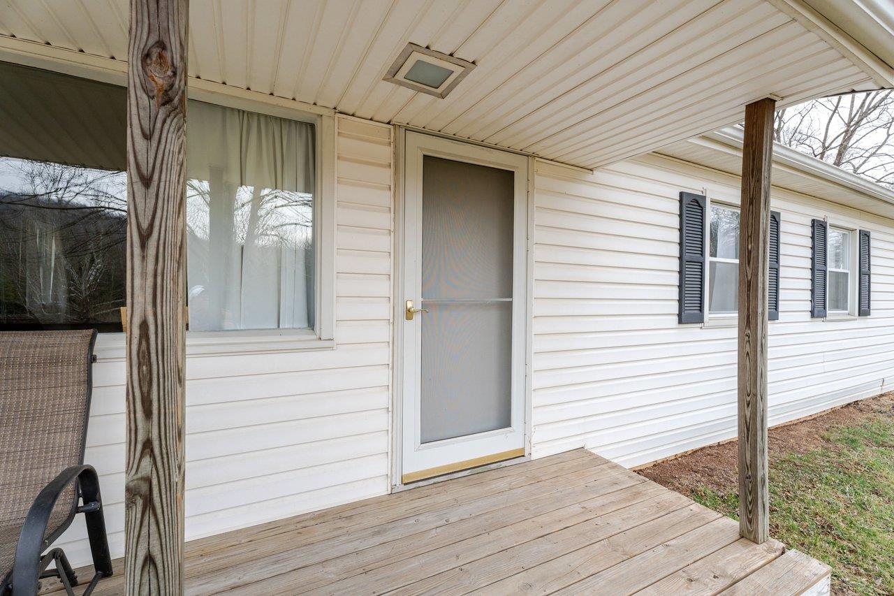 11918 TURLEYTOWN RD, BROADWAY, Virginia 22815, 3 Bedrooms Bedrooms, ,1 BathroomBathrooms,Residential,11918 TURLEYTOWN RD,672689 MLS # 672689