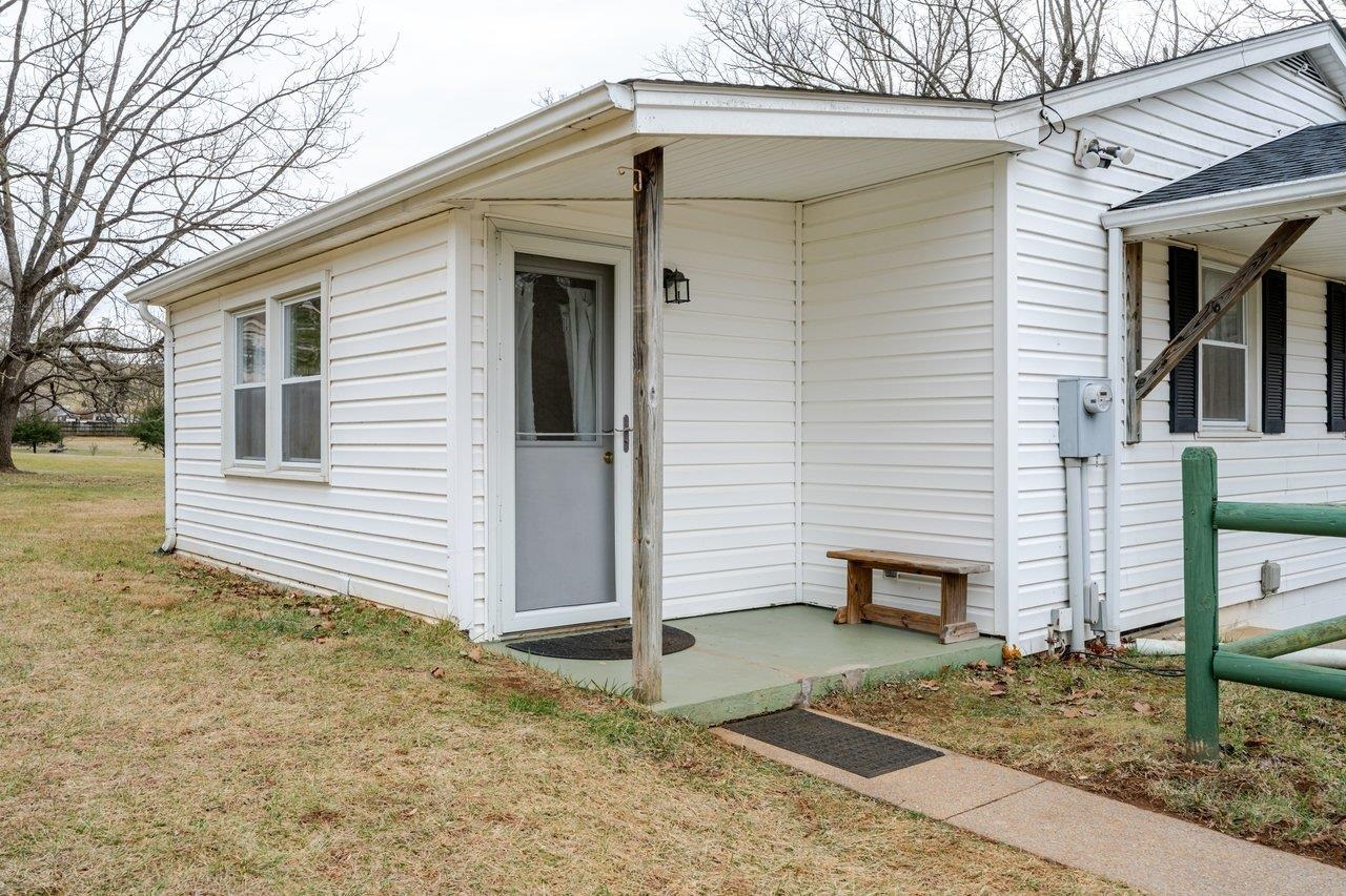 11918 TURLEYTOWN RD, BROADWAY, Virginia 22815, 3 Bedrooms Bedrooms, ,1 BathroomBathrooms,Residential,11918 TURLEYTOWN RD,672689 MLS # 672689