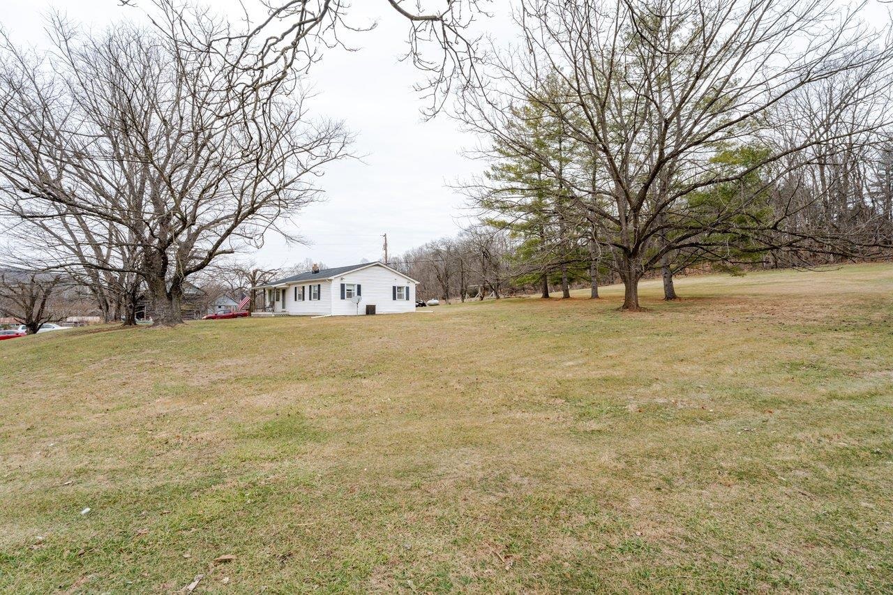 11918 TURLEYTOWN RD, BROADWAY, Virginia 22815, 3 Bedrooms Bedrooms, ,1 BathroomBathrooms,Residential,11918 TURLEYTOWN RD,672689 MLS # 672689