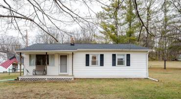 11918 TURLEYTOWN RD, BROADWAY, Virginia 22815, 3 Bedrooms Bedrooms, ,1 BathroomBathrooms,Residential,11918 TURLEYTOWN RD,672689 MLS # 672689