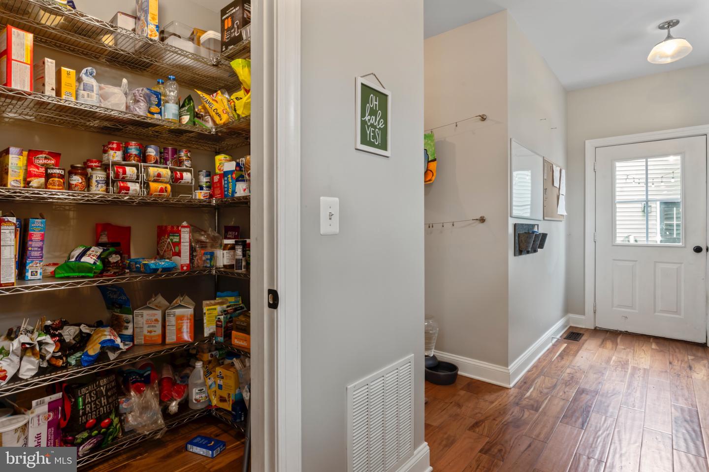 12300 MEADOWLAND LN, NOKESVILLE, Virginia 20181, 5 Bedrooms Bedrooms, 13 Rooms Rooms,3 BathroomsBathrooms,Residential,For sale,12300 MEADOWLAND LN,VAPW2109610 MLS # VAPW2109610