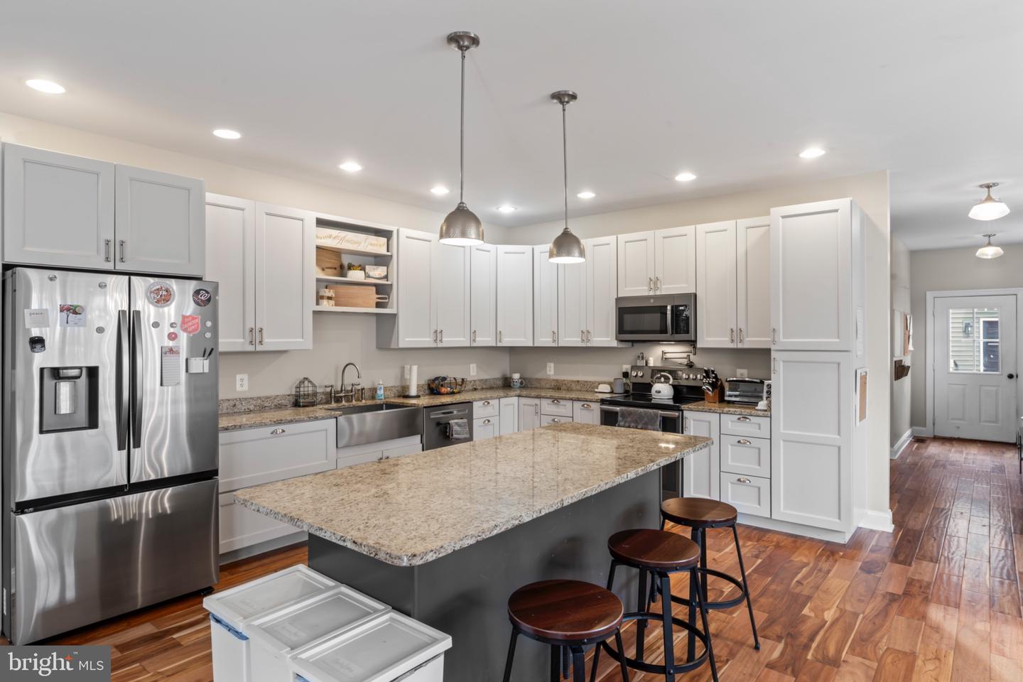 12300 MEADOWLAND LN, NOKESVILLE, Virginia 20181, 5 Bedrooms Bedrooms, 13 Rooms Rooms,3 BathroomsBathrooms,Residential,For sale,12300 MEADOWLAND LN,VAPW2109610 MLS # VAPW2109610