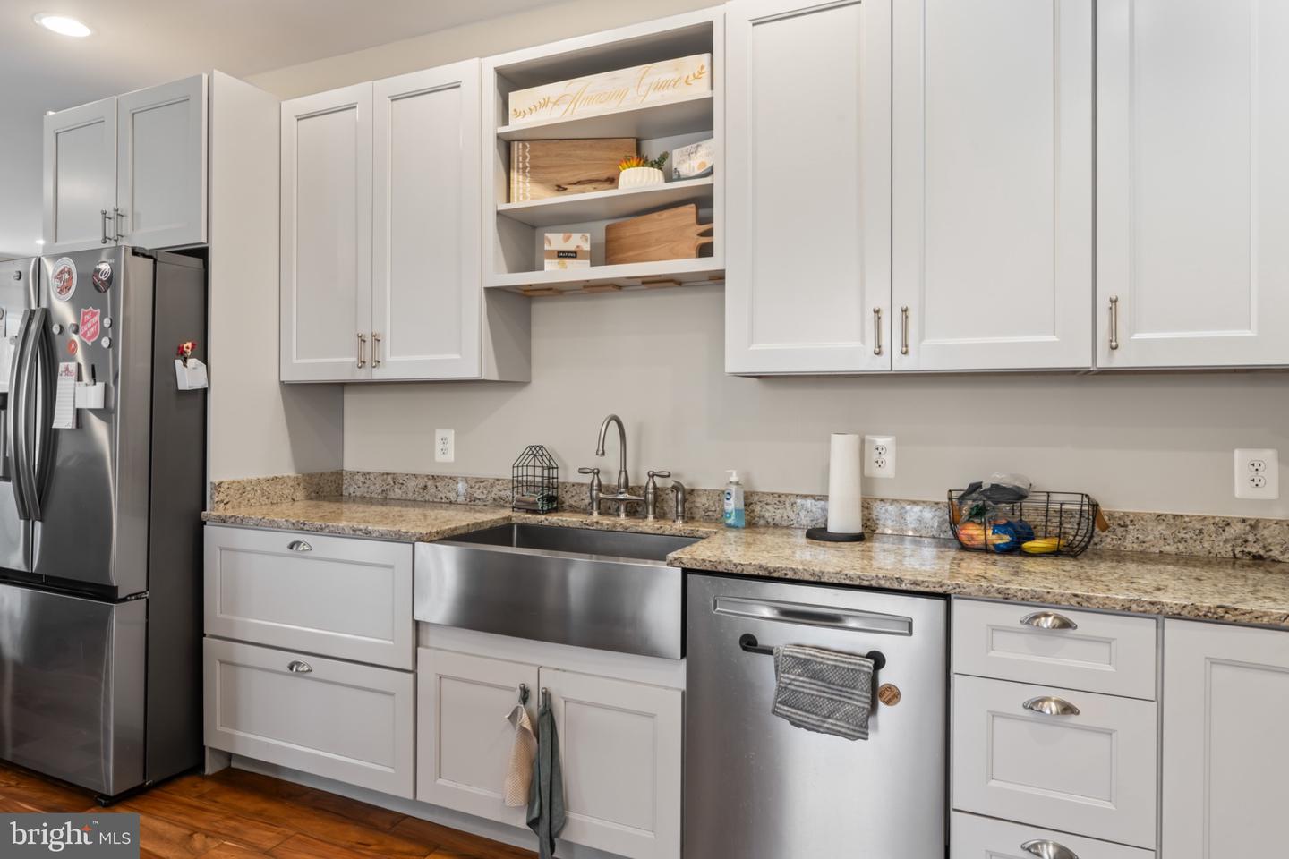 12300 MEADOWLAND LN, NOKESVILLE, Virginia 20181, 5 Bedrooms Bedrooms, 13 Rooms Rooms,3 BathroomsBathrooms,Residential,For sale,12300 MEADOWLAND LN,VAPW2109610 MLS # VAPW2109610