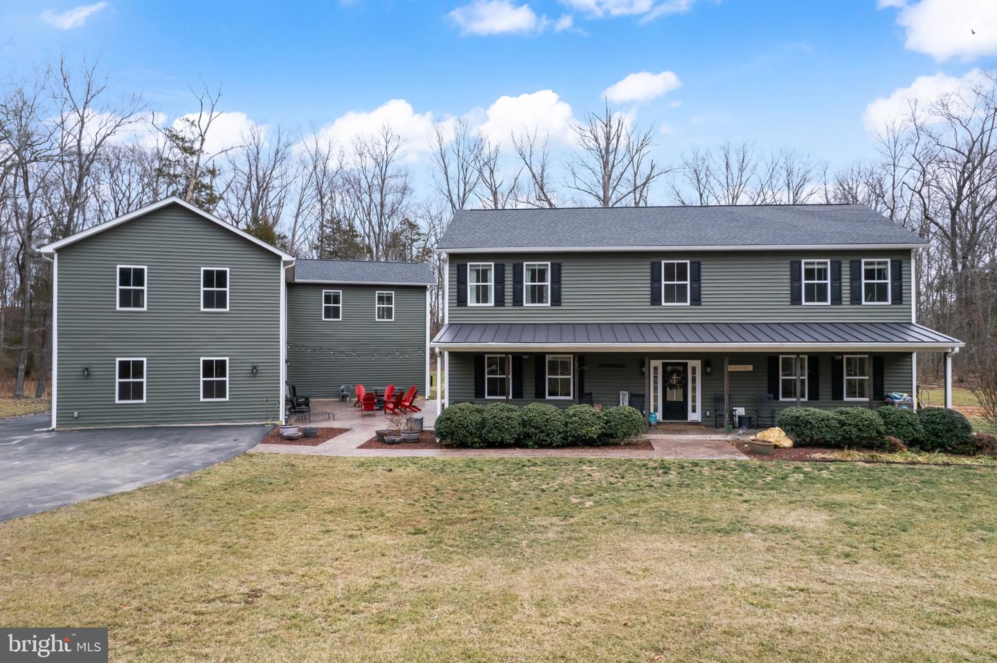 12300 MEADOWLAND LN, NOKESVILLE, Virginia 20181, 5 Bedrooms Bedrooms, 13 Rooms Rooms,3 BathroomsBathrooms,Residential,For sale,12300 MEADOWLAND LN,VAPW2109610 MLS # VAPW2109610