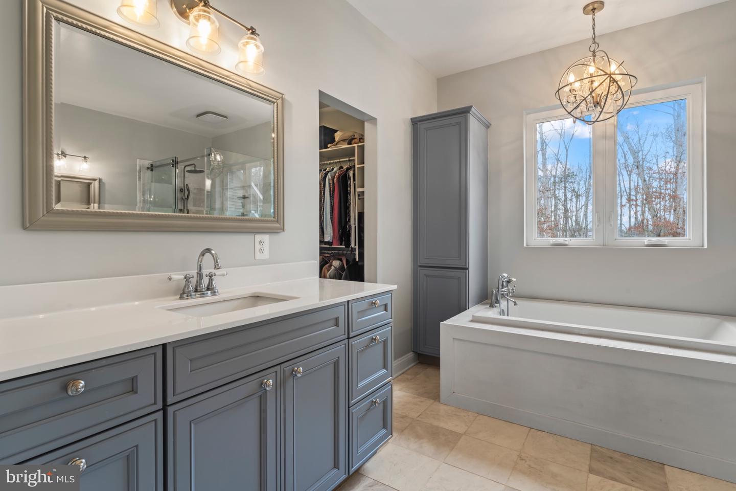 12300 MEADOWLAND LN, NOKESVILLE, Virginia 20181, 5 Bedrooms Bedrooms, 13 Rooms Rooms,3 BathroomsBathrooms,Residential,For sale,12300 MEADOWLAND LN,VAPW2109610 MLS # VAPW2109610