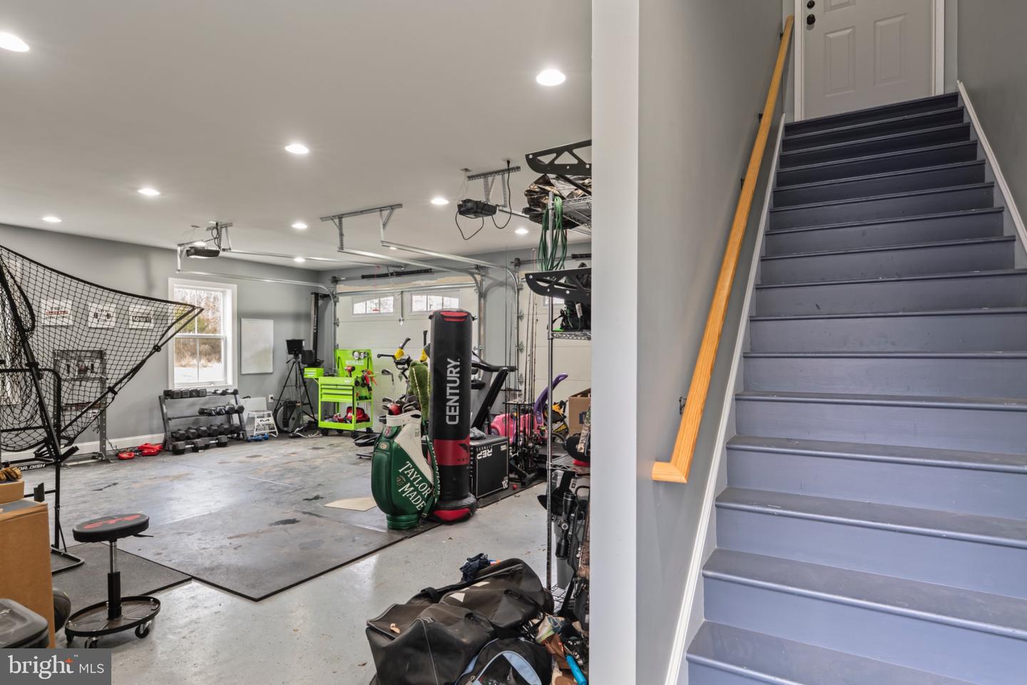 12300 MEADOWLAND LN, NOKESVILLE, Virginia 20181, 5 Bedrooms Bedrooms, 13 Rooms Rooms,3 BathroomsBathrooms,Residential,For sale,12300 MEADOWLAND LN,VAPW2109610 MLS # VAPW2109610