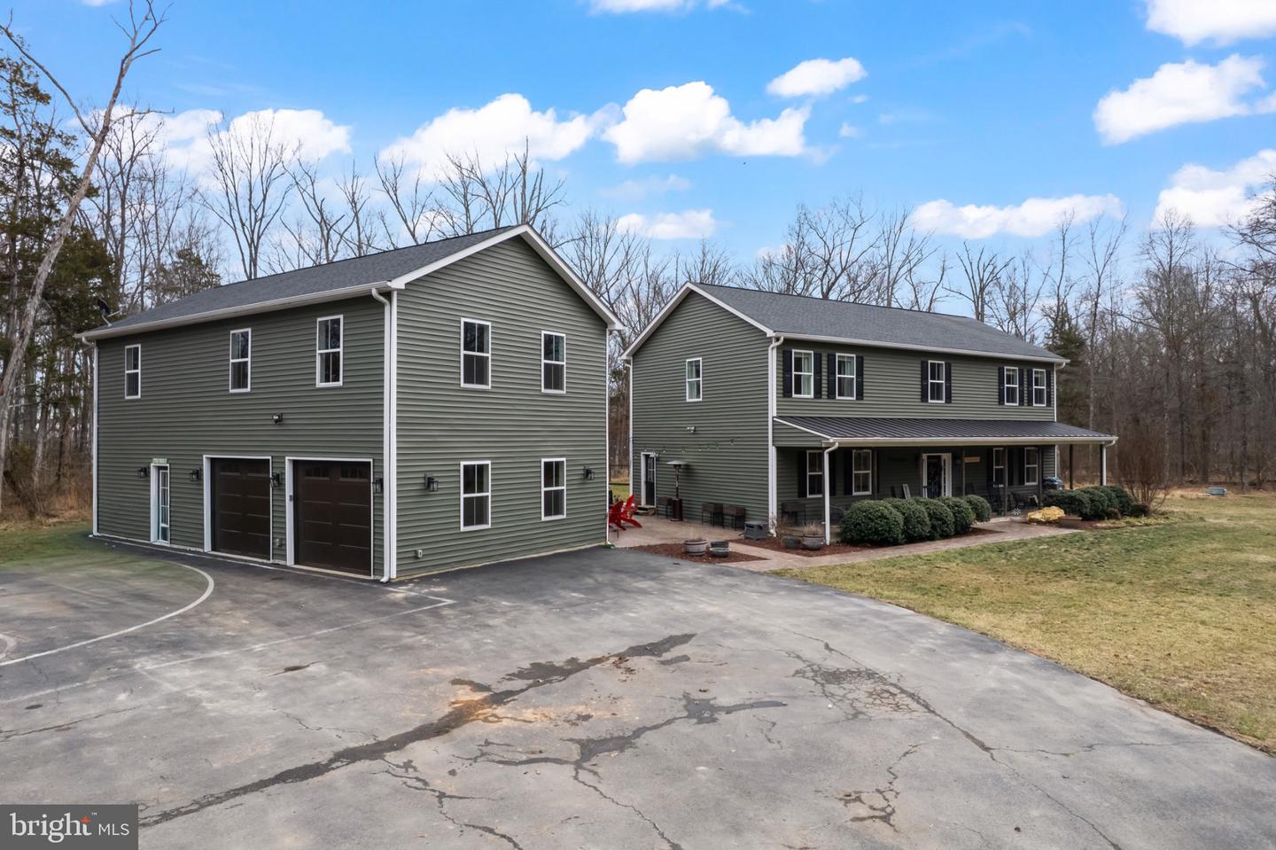 12300 MEADOWLAND LN, NOKESVILLE, Virginia 20181, 5 Bedrooms Bedrooms, 13 Rooms Rooms,3 BathroomsBathrooms,Residential,For sale,12300 MEADOWLAND LN,VAPW2109610 MLS # VAPW2109610