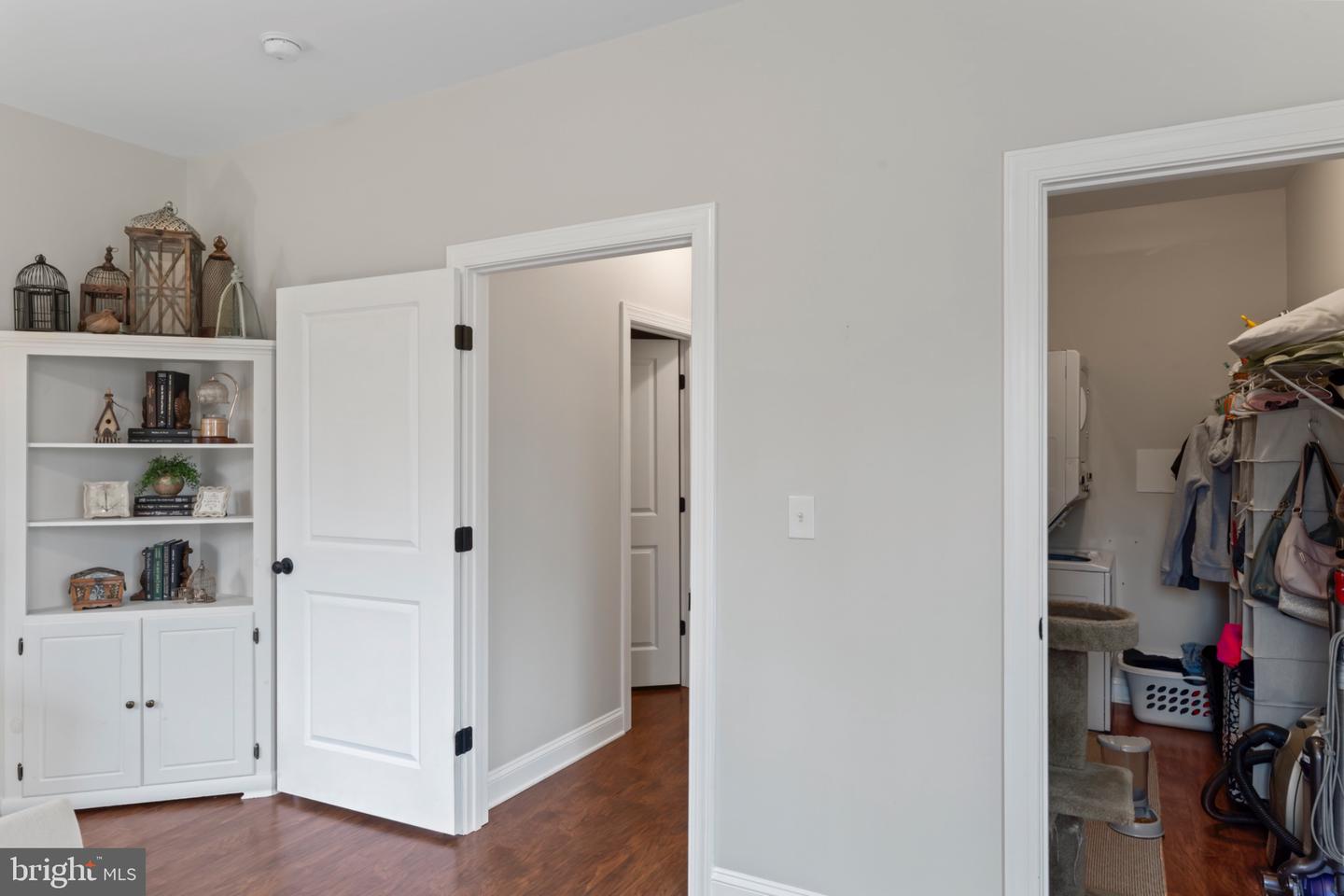 12300 MEADOWLAND LN, NOKESVILLE, Virginia 20181, 5 Bedrooms Bedrooms, 13 Rooms Rooms,3 BathroomsBathrooms,Residential,For sale,12300 MEADOWLAND LN,VAPW2109610 MLS # VAPW2109610