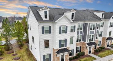 7370 RIDING MEADOW WAY, MANASSAS, Virginia 20111, 4 Bedrooms Bedrooms, ,3 BathroomsBathrooms,Residential,For sale,7370 RIDING MEADOW WAY,VAPW2109612 MLS # VAPW2109612