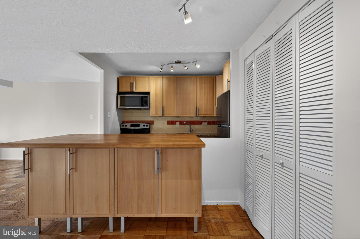 1311 DELAWARE AVE SW #S231, WASHINGTON, District Of Columbia 20024, 2 Bedrooms Bedrooms, ,1 BathroomBathrooms,Residential,For sale,1311 DELAWARE AVE SW #S231,DCDC2239134 MLS # DCDC2239134