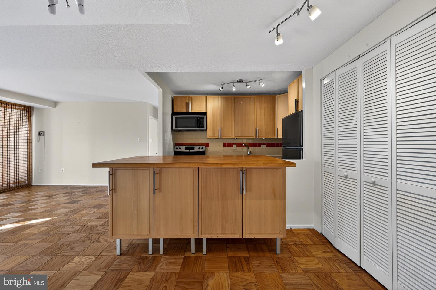 1311 DELAWARE AVE SW #S231, WASHINGTON, District Of Columbia 20024, 2 Bedrooms Bedrooms, ,1 BathroomBathrooms,Residential,For sale,1311 DELAWARE AVE SW #S231,DCDC2239134 MLS # DCDC2239134