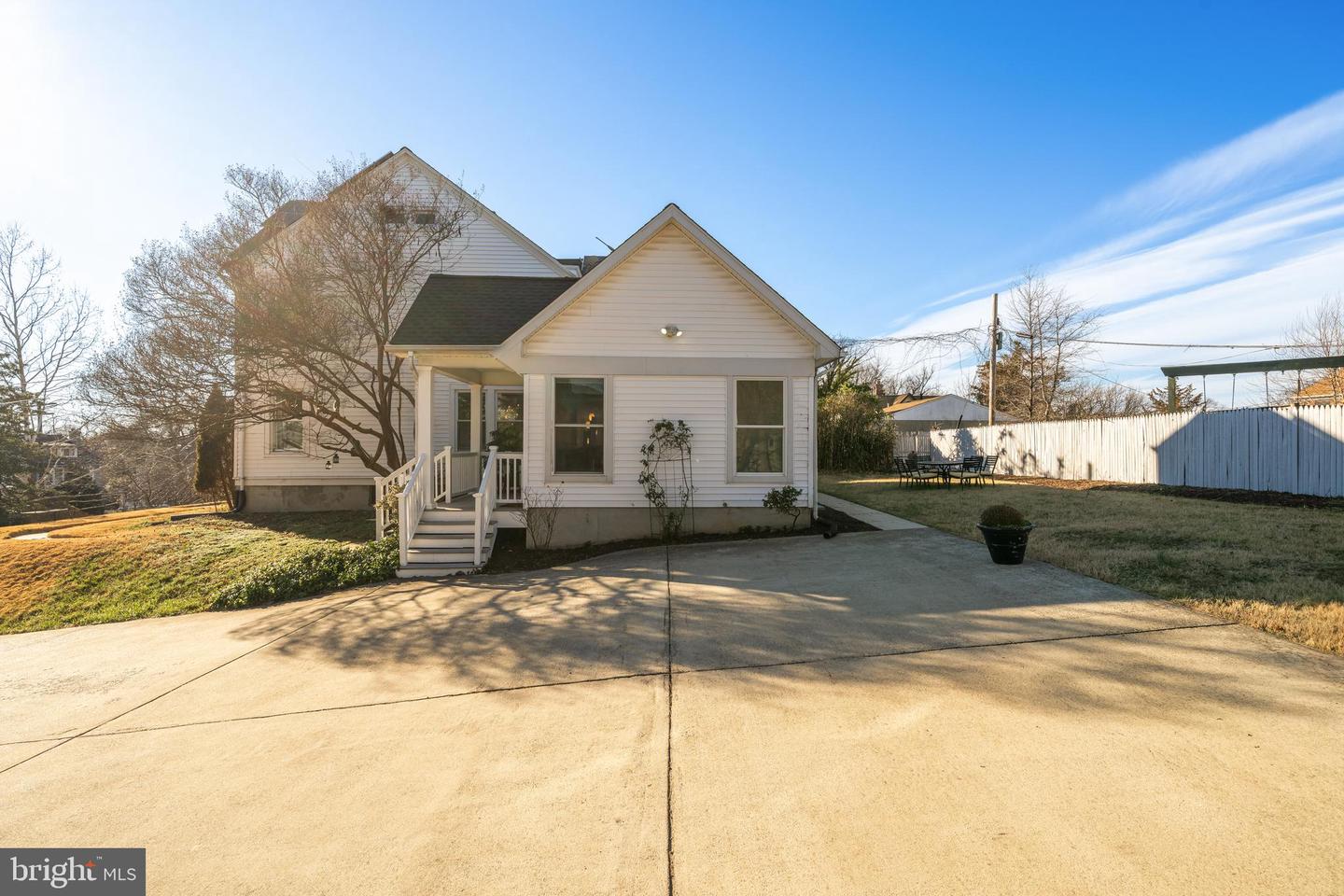 1308 LAWRENCE ST NE, WASHINGTON, District Of Columbia 20017, 4 Bedrooms Bedrooms, ,3 BathroomsBathrooms,Residential,For sale,1308 LAWRENCE ST NE,DCDC2239466 MLS # DCDC2239466