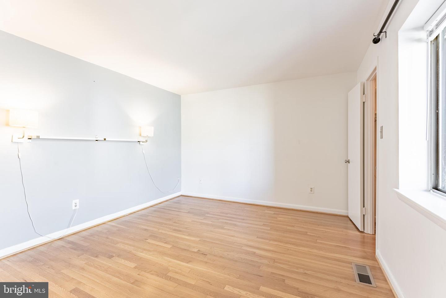 3708A STEPPES CT, FALLS CHURCH, Virginia 22041, 2 Bedrooms Bedrooms, ,2 BathroomsBathrooms,Residential,For sale,3708A STEPPES CT,VAFX2284170 MLS # VAFX2284170 3708A STEPPES CT, FALLS CHURCH, Virginia 22041, 2 Bedrooms Bedrooms, ,2 BathroomsBathrooms,Residential,For sale,3708A STEPPES CT,VAFX2284170 MLS # VAFX2284170