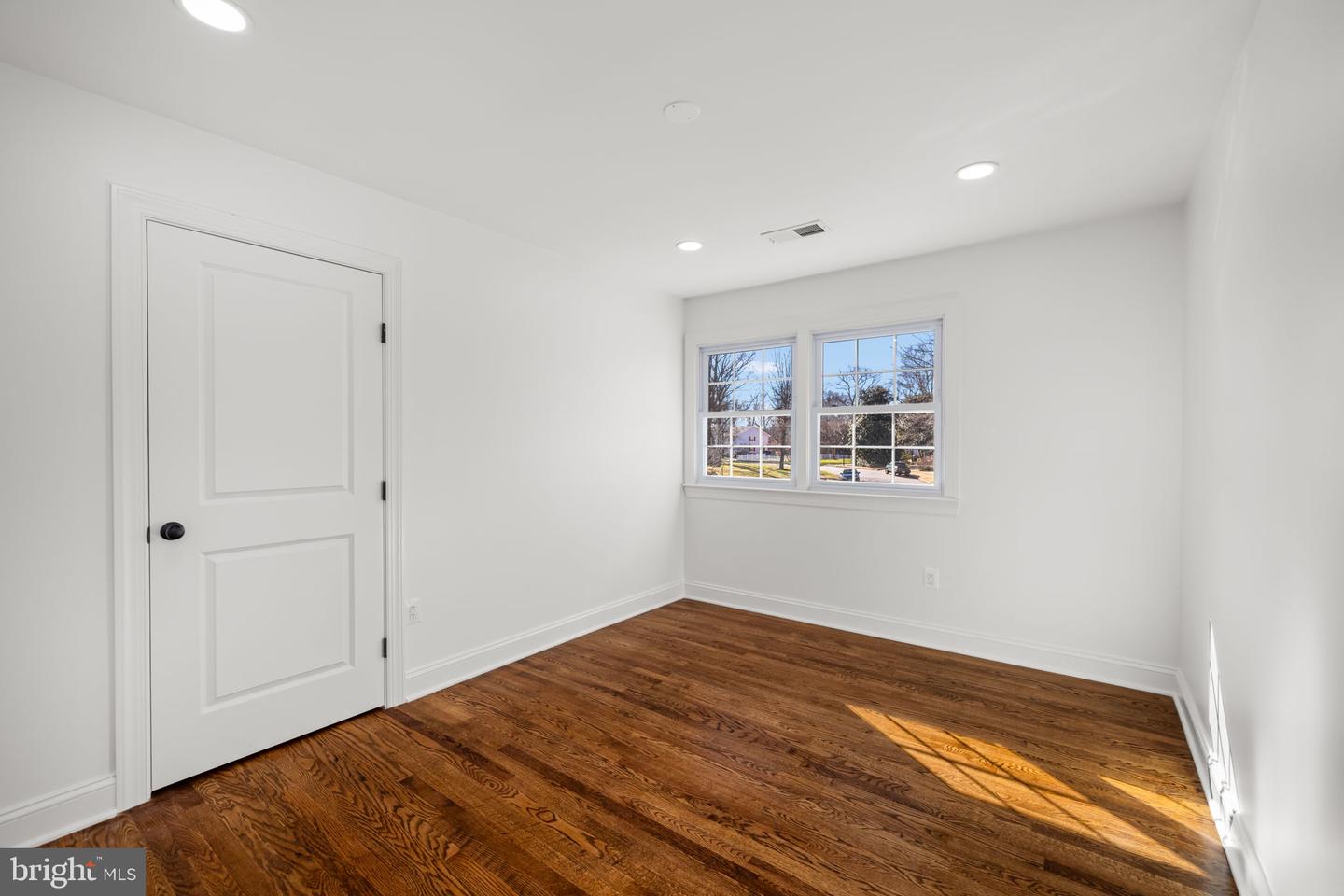 2612 STIRRUP LN, ALEXANDRIA, Virginia 22308, 4 Bedrooms Bedrooms, ,2 BathroomsBathrooms,Residential,For sale,2612 STIRRUP LN,VAFX2284186 MLS # VAFX2284186 2612 STIRRUP LN, ALEXANDRIA, Virginia 22308, 4 Bedrooms Bedrooms, ,2 BathroomsBathrooms,Residential,For sale,2612 STIRRUP LN,VAFX2284186 MLS # VAFX2284186