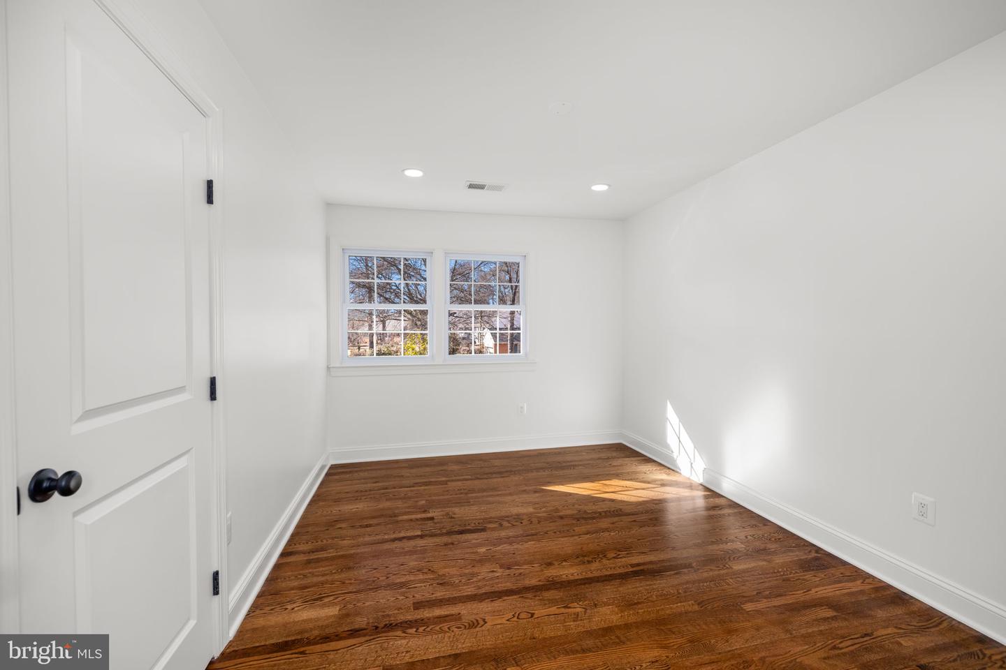 2612 STIRRUP LN, ALEXANDRIA, Virginia 22308, 4 Bedrooms Bedrooms, ,2 BathroomsBathrooms,Residential,For sale,2612 STIRRUP LN,VAFX2284186 MLS # VAFX2284186 2612 STIRRUP LN, ALEXANDRIA, Virginia 22308, 4 Bedrooms Bedrooms, ,2 BathroomsBathrooms,Residential,For sale,2612 STIRRUP LN,VAFX2284186 MLS # VAFX2284186