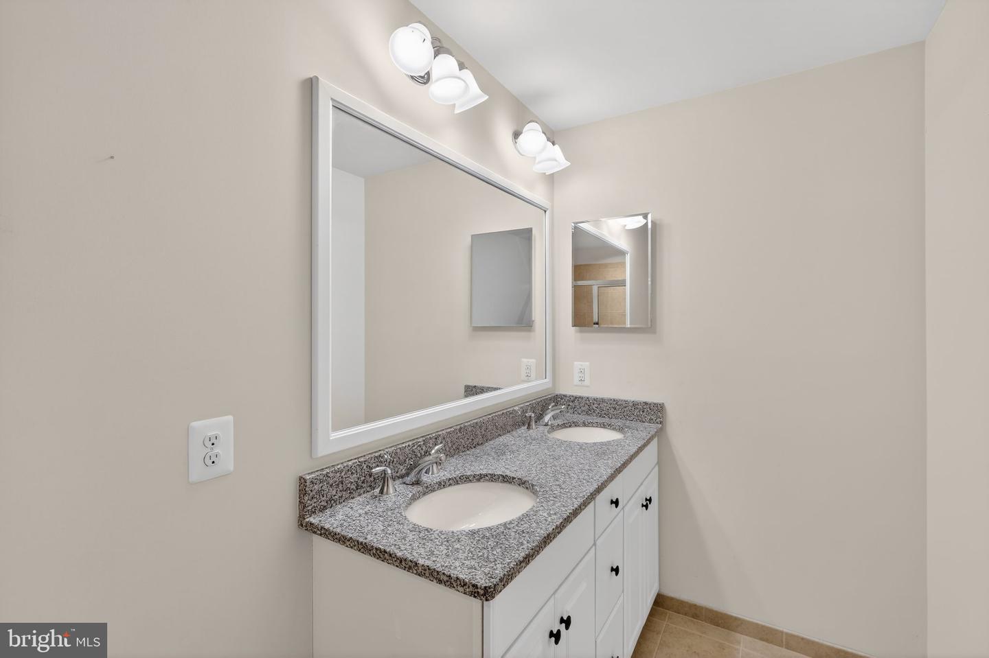 22540 CAMBRIDGEPORT SQ, ASHBURN, Virginia 20148, 4 Bedrooms Bedrooms, ,3 BathroomsBathrooms,Residential,For sale,22540 CAMBRIDGEPORT SQ,VALO2113472 MLS # VALO2113472 22540 CAMBRIDGEPORT SQ, ASHBURN, Virginia 20148, 4 Bedrooms Bedrooms, ,3 BathroomsBathrooms,Residential,For sale,22540 CAMBRIDGEPORT SQ,VALO2113472 MLS # VALO2113472