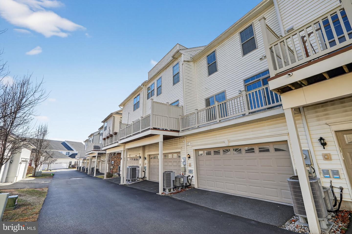 22540 CAMBRIDGEPORT SQ, ASHBURN, Virginia 20148, 4 Bedrooms Bedrooms, ,3 BathroomsBathrooms,Residential,For sale,22540 CAMBRIDGEPORT SQ,VALO2113472 MLS # VALO2113472 22540 CAMBRIDGEPORT SQ, ASHBURN, Virginia 20148, 4 Bedrooms Bedrooms, ,3 BathroomsBathrooms,Residential,For sale,22540 CAMBRIDGEPORT SQ,VALO2113472 MLS # VALO2113472