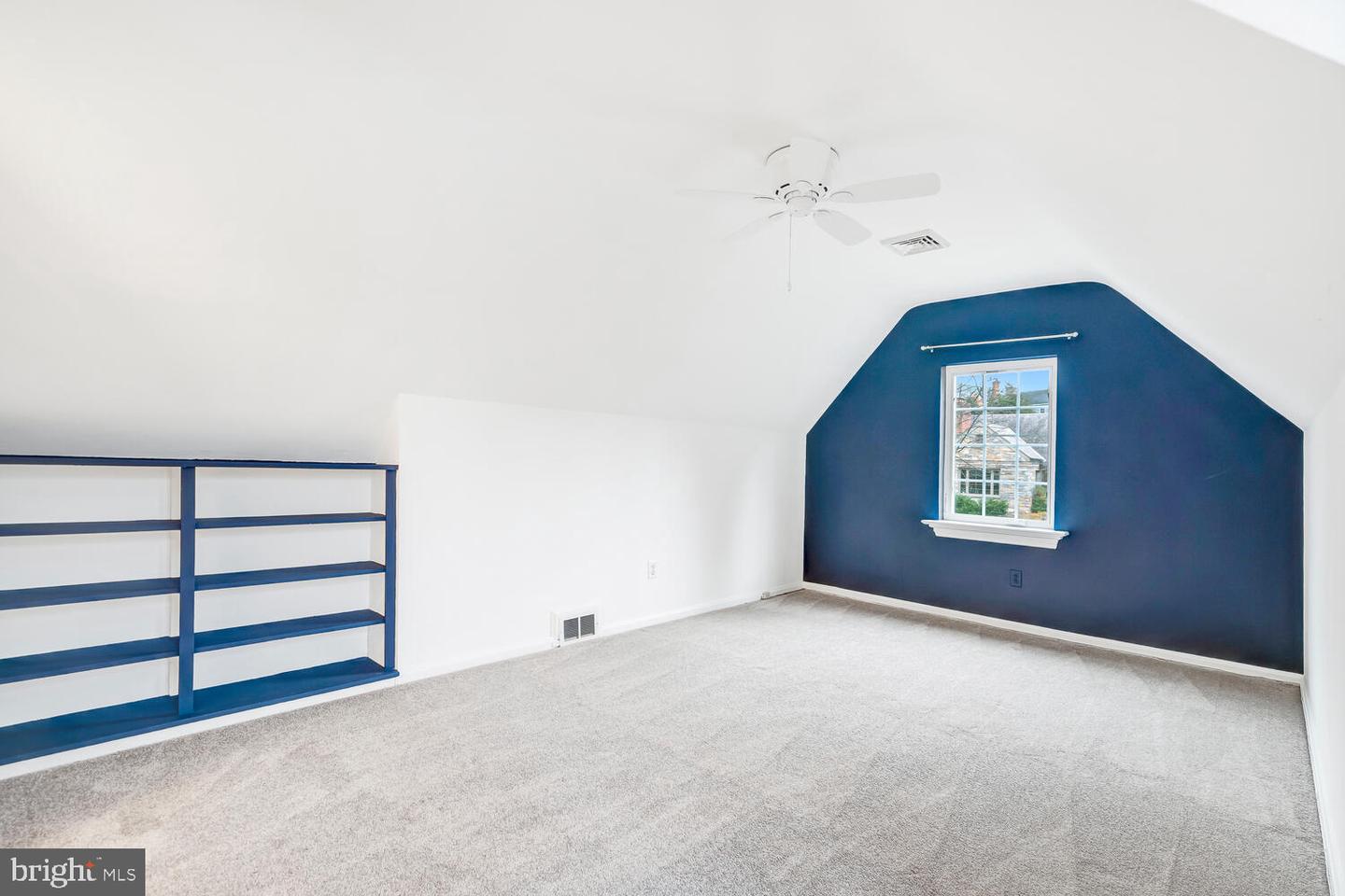 4827 27TH PL N, ARLINGTON, Virginia 22207, 5 Bedrooms Bedrooms, ,4 BathroomsBathrooms,Residential,For sale,4827 27TH PL N,VAAR2067408 MLS # VAAR2067408