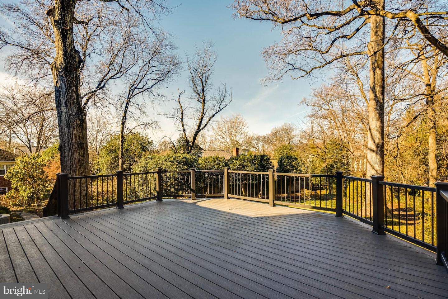 4827 27TH PL N, ARLINGTON, Virginia 22207, 5 Bedrooms Bedrooms, ,4 BathroomsBathrooms,Residential,For sale,4827 27TH PL N,VAAR2067408 MLS # VAAR2067408