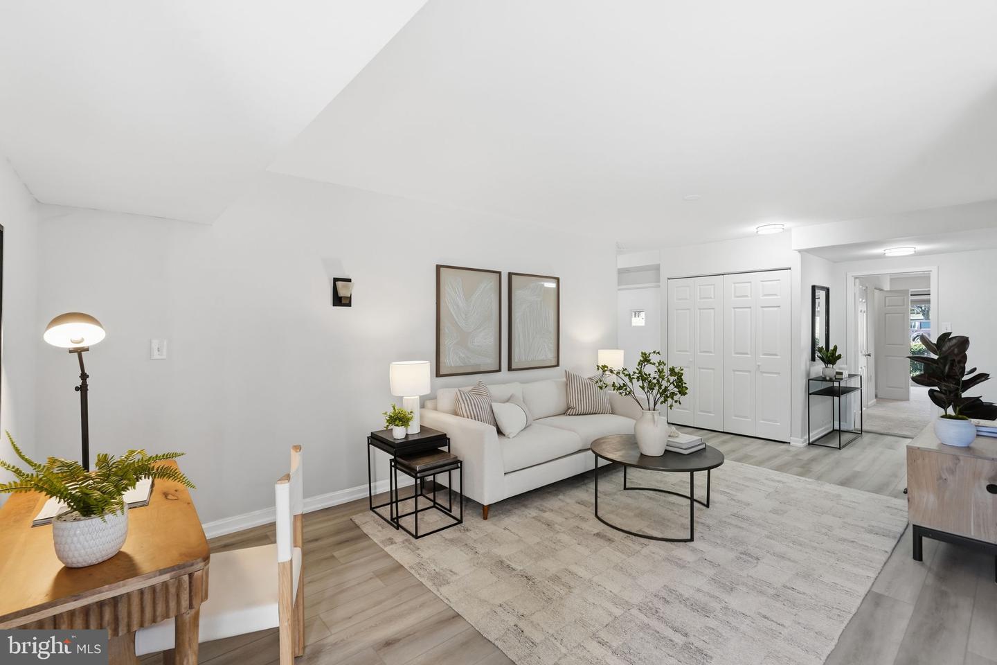 5250 VALLEY FORGE DR #108, ALEXANDRIA, Virginia 22304, 3 Bedrooms Bedrooms, ,2 BathroomsBathrooms,Residential,For sale,5250 VALLEY FORGE DR #108,VAAX2052922 MLS # VAAX2052922 5250 VALLEY FORGE DR #108, ALEXANDRIA, Virginia 22304, 3 Bedrooms Bedrooms, ,2 BathroomsBathrooms,Residential,For sale,5250 VALLEY FORGE DR #108,VAAX2052922 MLS # VAAX2052922