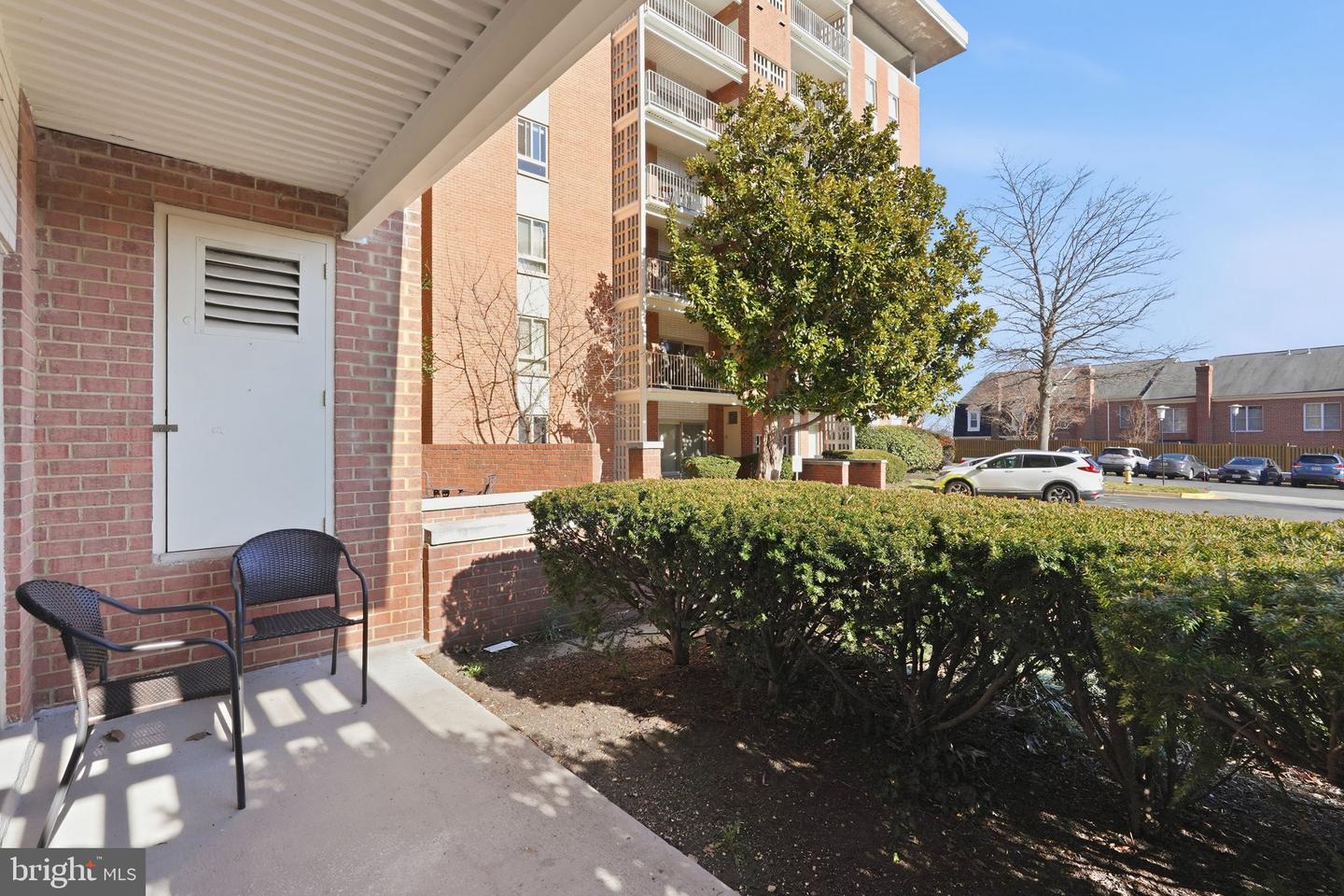 5250 VALLEY FORGE DR #108, ALEXANDRIA, Virginia 22304, 3 Bedrooms Bedrooms, ,2 BathroomsBathrooms,Residential,For sale,5250 VALLEY FORGE DR #108,VAAX2052922 MLS # VAAX2052922 5250 VALLEY FORGE DR #108, ALEXANDRIA, Virginia 22304, 3 Bedrooms Bedrooms, ,2 BathroomsBathrooms,Residential,For sale,5250 VALLEY FORGE DR #108,VAAX2052922 MLS # VAAX2052922